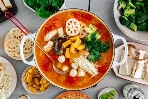 東區蔬食火鍋怎麼選？這些店讓你食指大動！